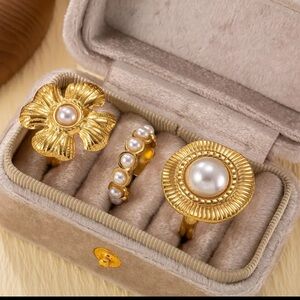 Chic 18k Gold plated stainless steel and White Women's Ring